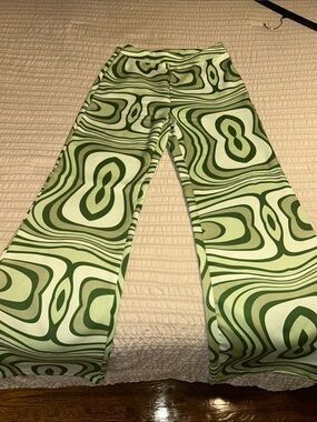 SHEIN Green Abstract Print Wide-Leg Trousers